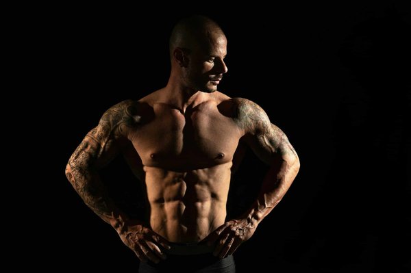 ¿Cuáles son los mejores ejercicios para fortalecer los músculos de la espalda para el rugby?